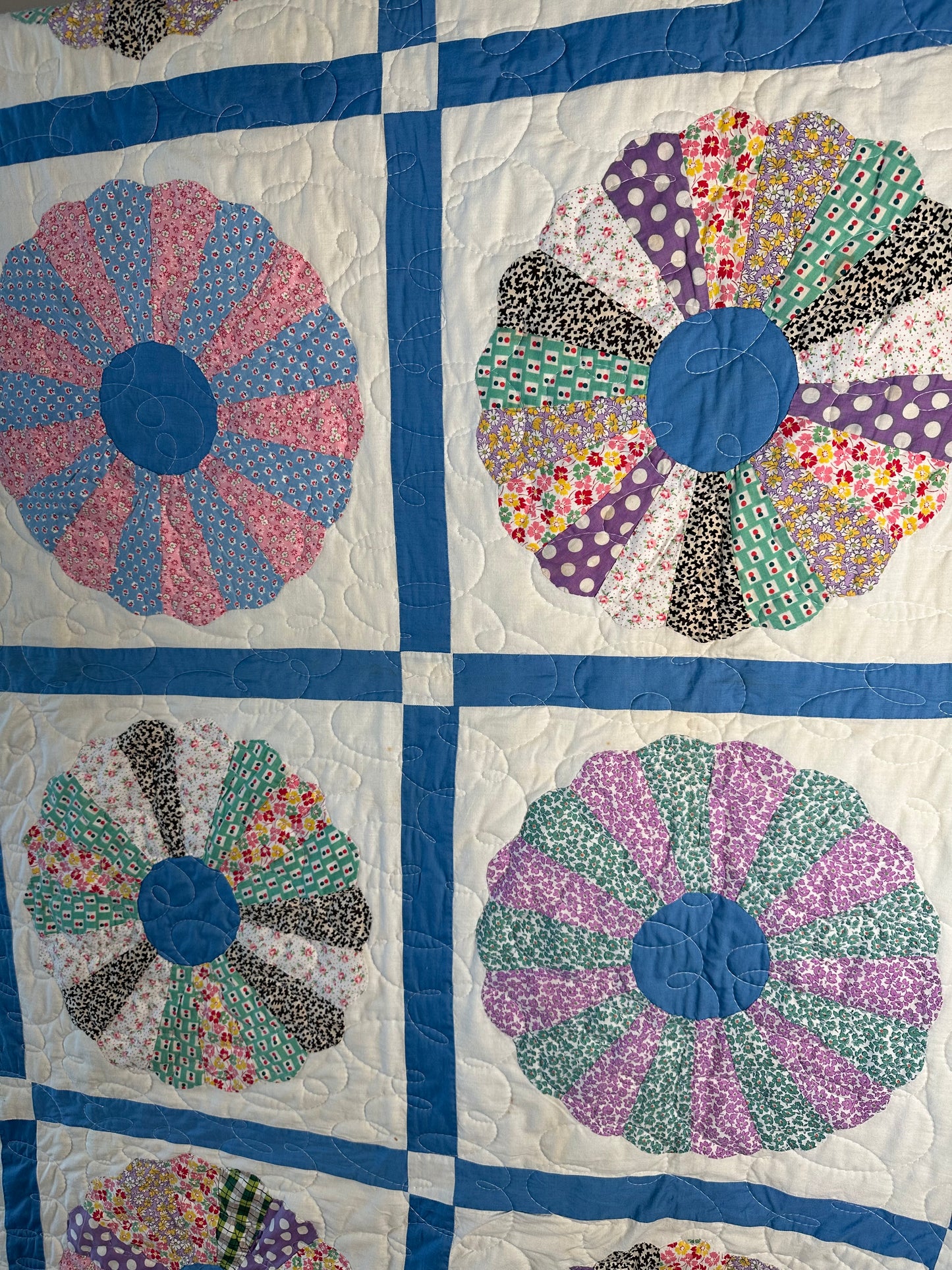 Dresden Plate Quilt