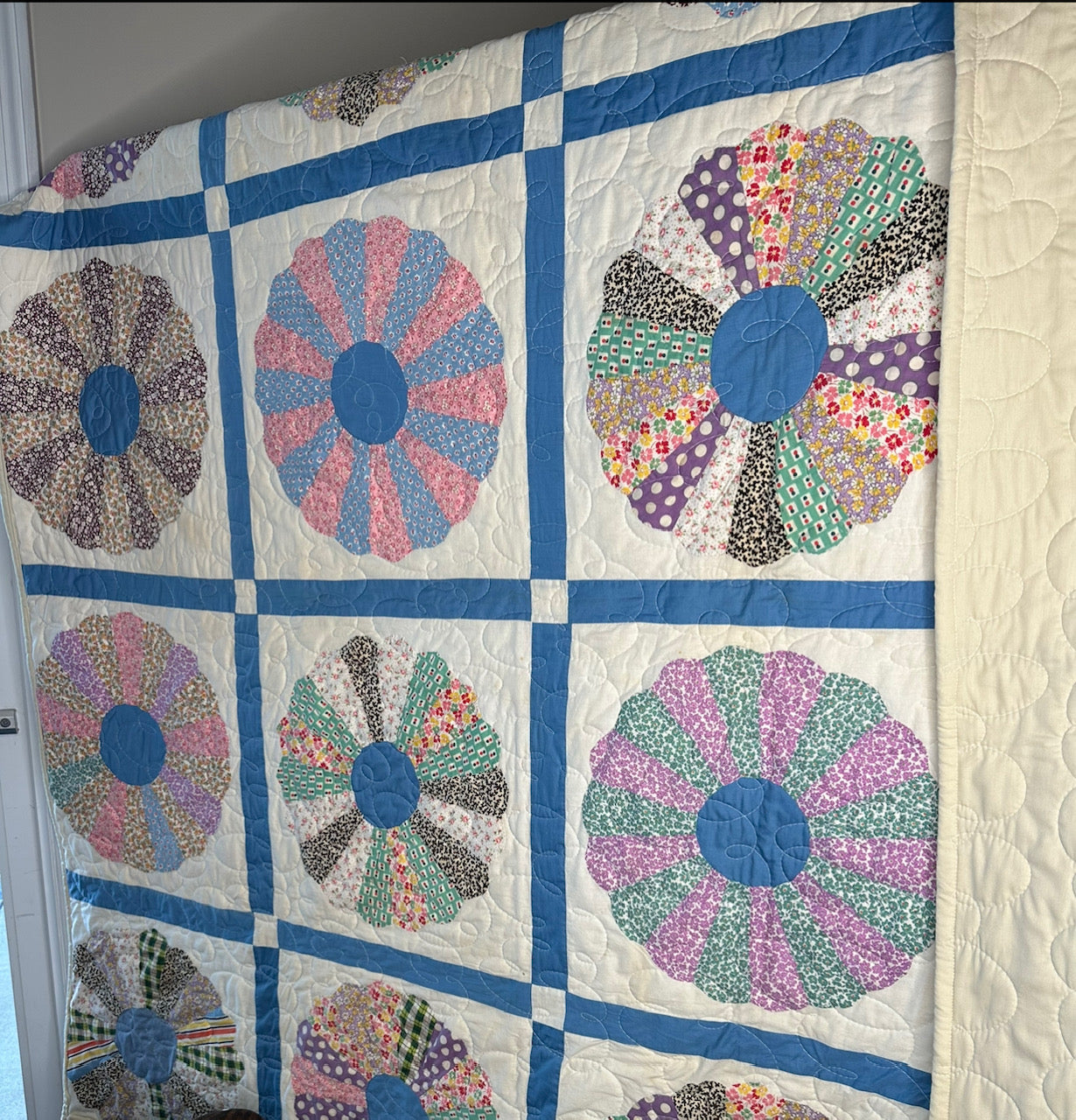 Dresden Plate Quilt